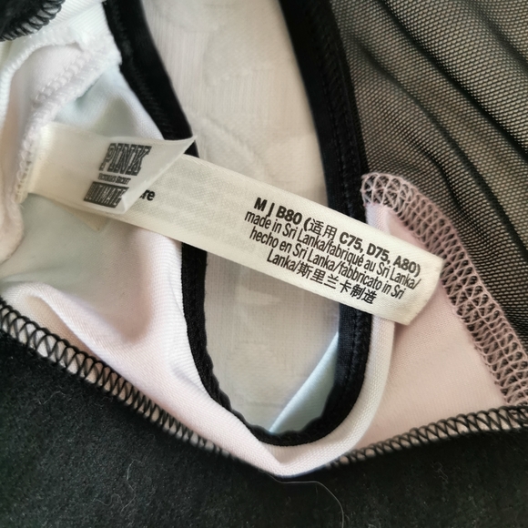 PINK v/s Ultra Racer Back Sports Bra - Picture 4 of 7